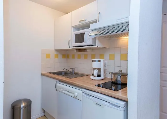 Lary Centre T2 4 Pers Piscine Vue Montagne Lägenhet